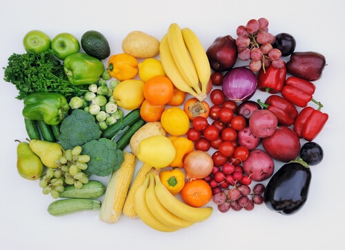 Fruits and Vegetables organized like Rainbow